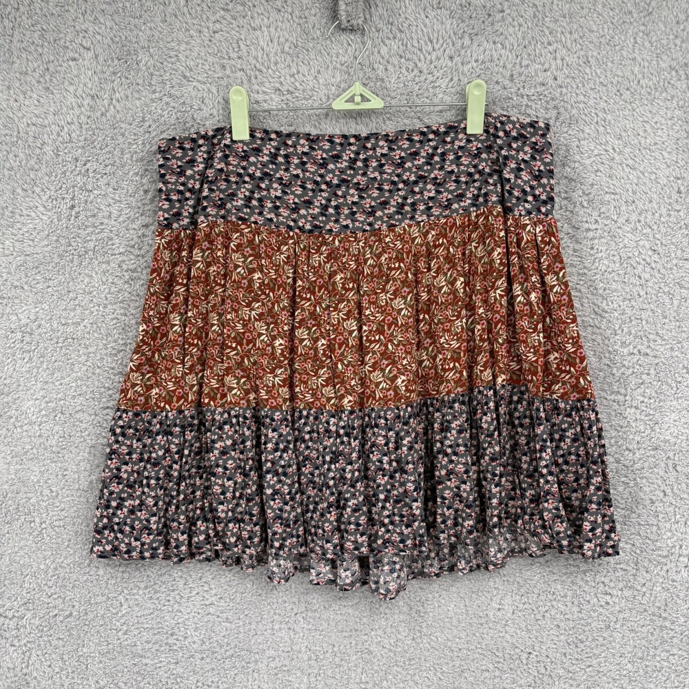 Natural Life Ditzy Floral Tiered Mini Skirt Size XL Patchwork Smocked Ruffle